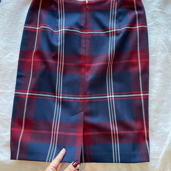 Tommy Hilfigire long skirt plaid - Picture 8 of 8